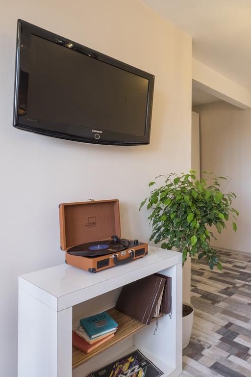 Jazzy Sofia Downtown Apartment Exterior photo